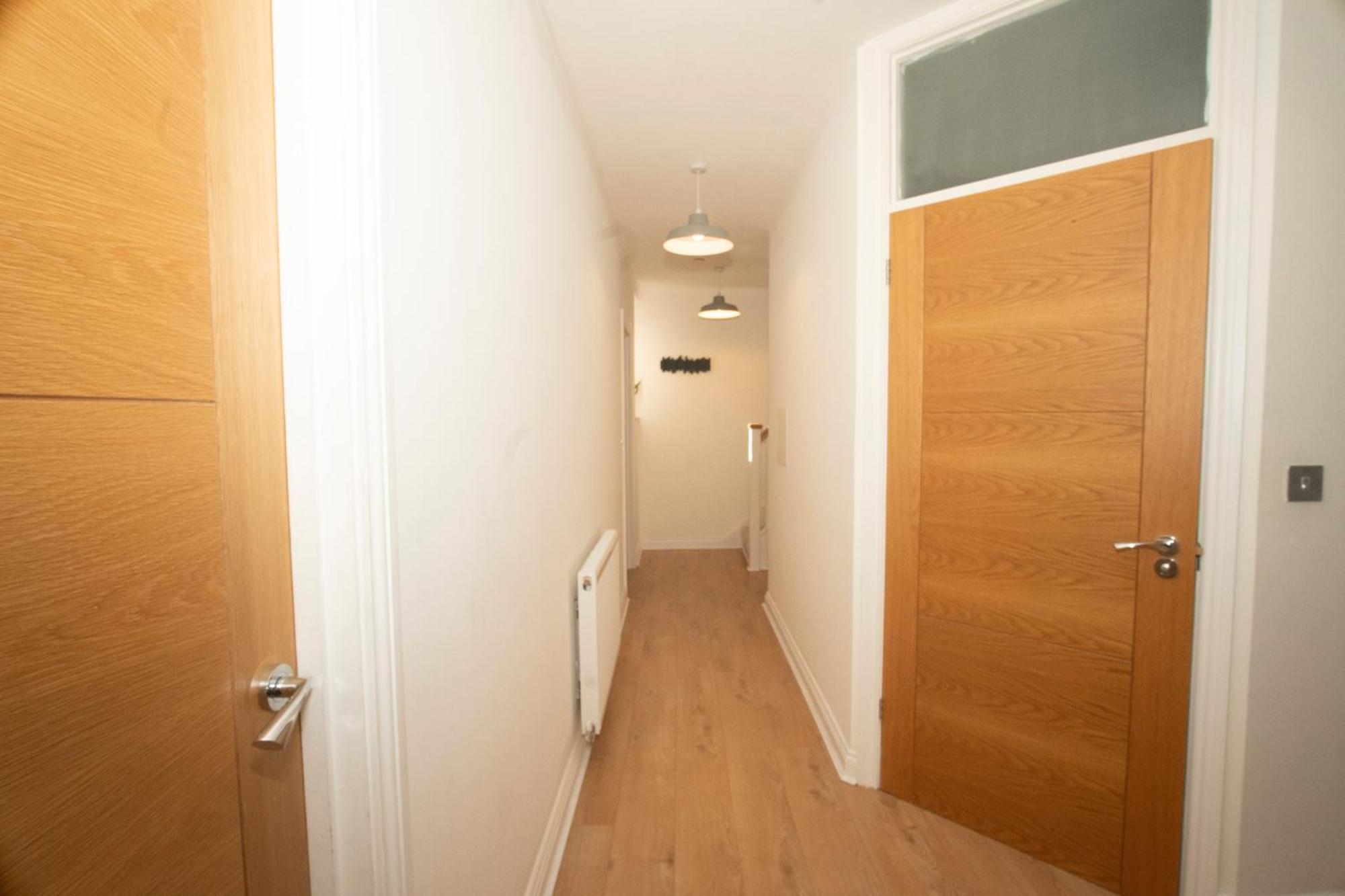 Spacious 4Br 4Ba Gated Townhouse With Balconies, Central Jq เบอร์มิงแฮม ภายนอก รูปภาพ